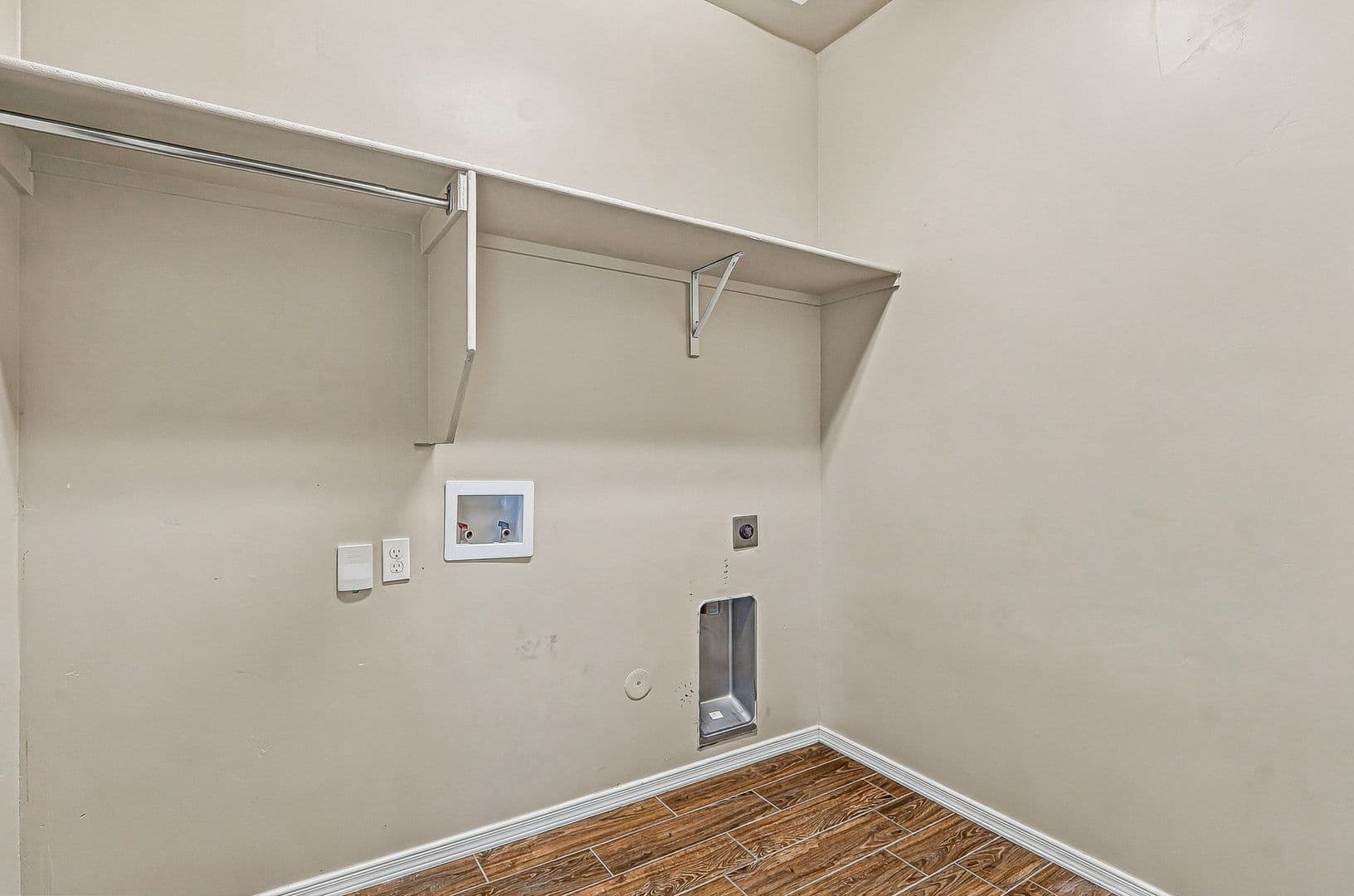 El Paso House: 12328 Joe Gomez