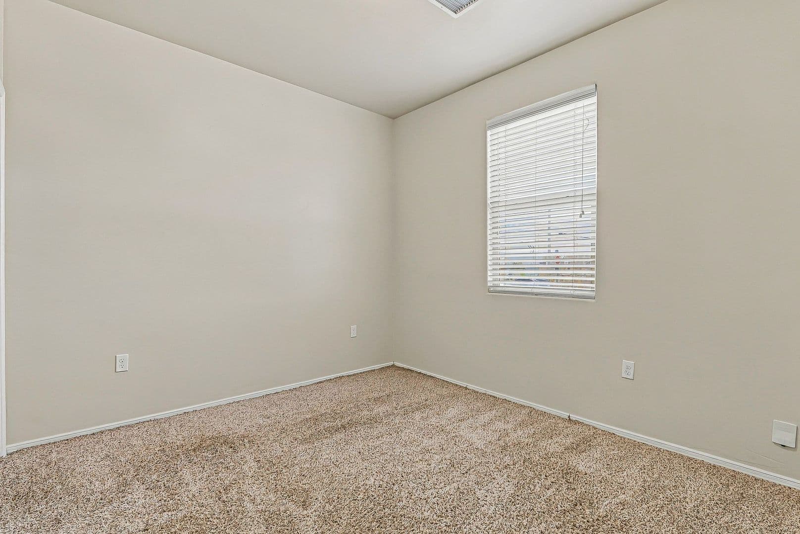 El Paso House: 12328 Joe Gomez