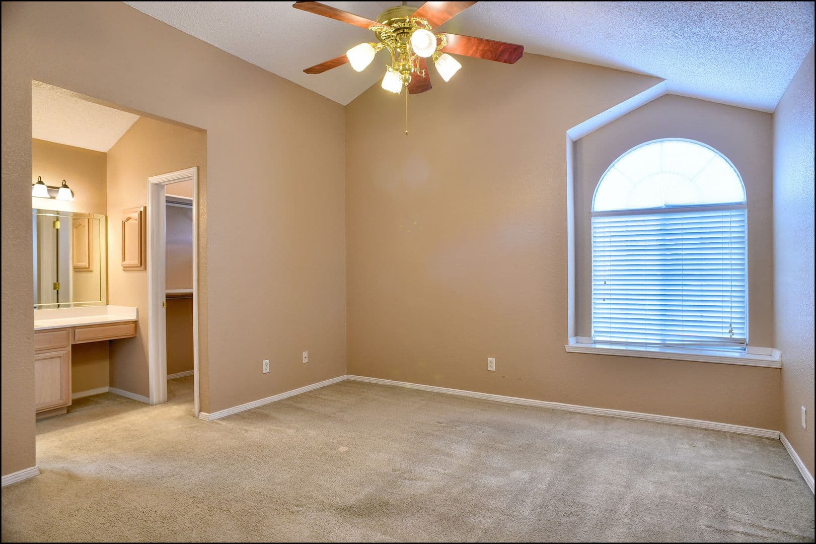 El Paso House: 1212 Olga Mapula