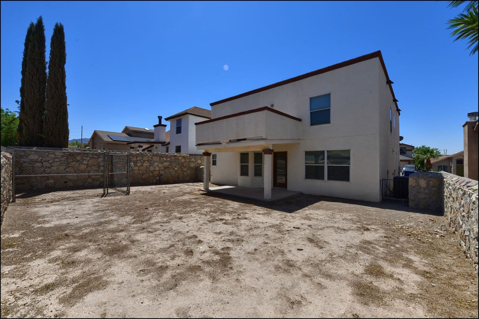 El Paso House: 253 Summerbrooke