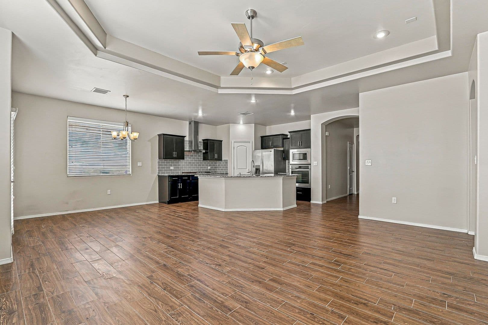 El Paso House: 12328 Joe Gomez