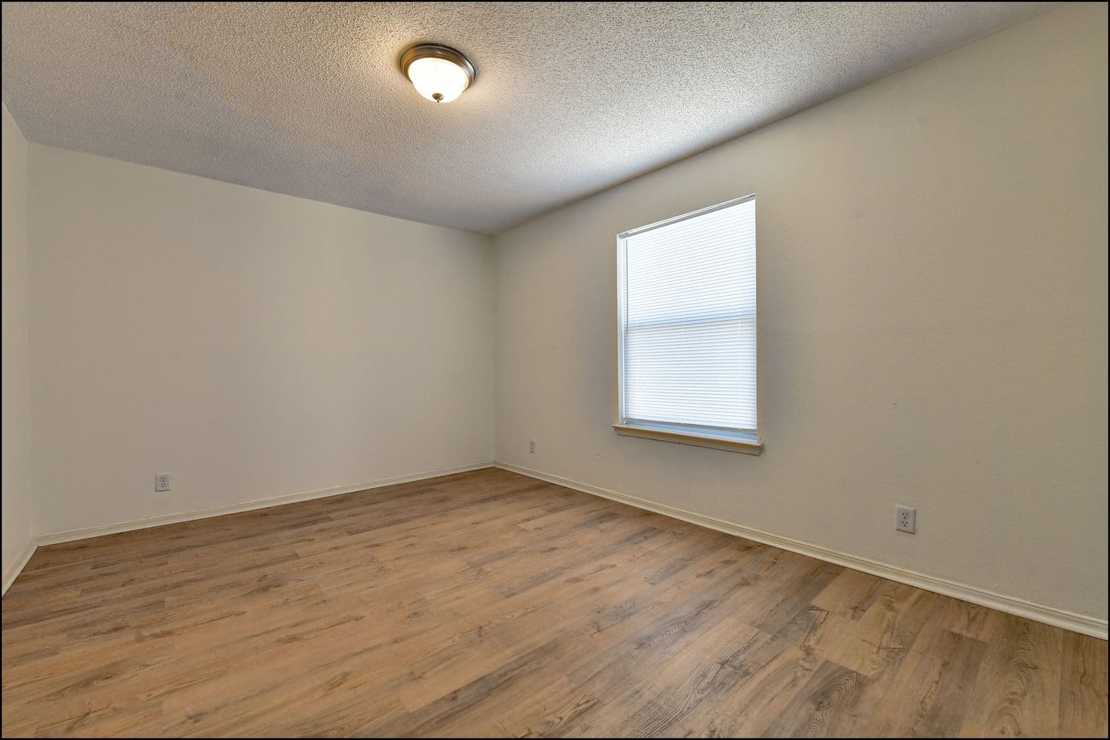 El Paso House: 253 Summerbrooke