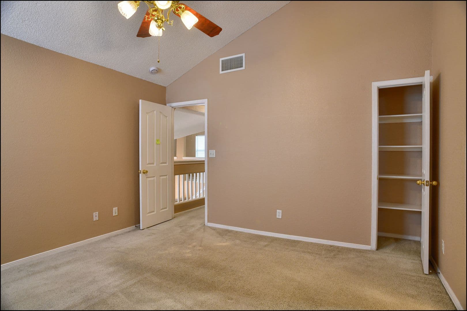 El Paso House: 1212 Olga Mapula