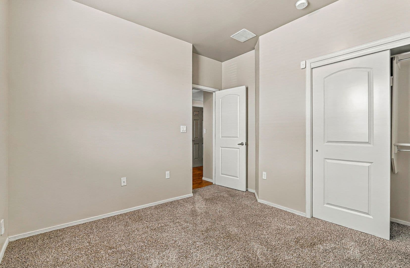 El Paso House: 12328 Joe Gomez