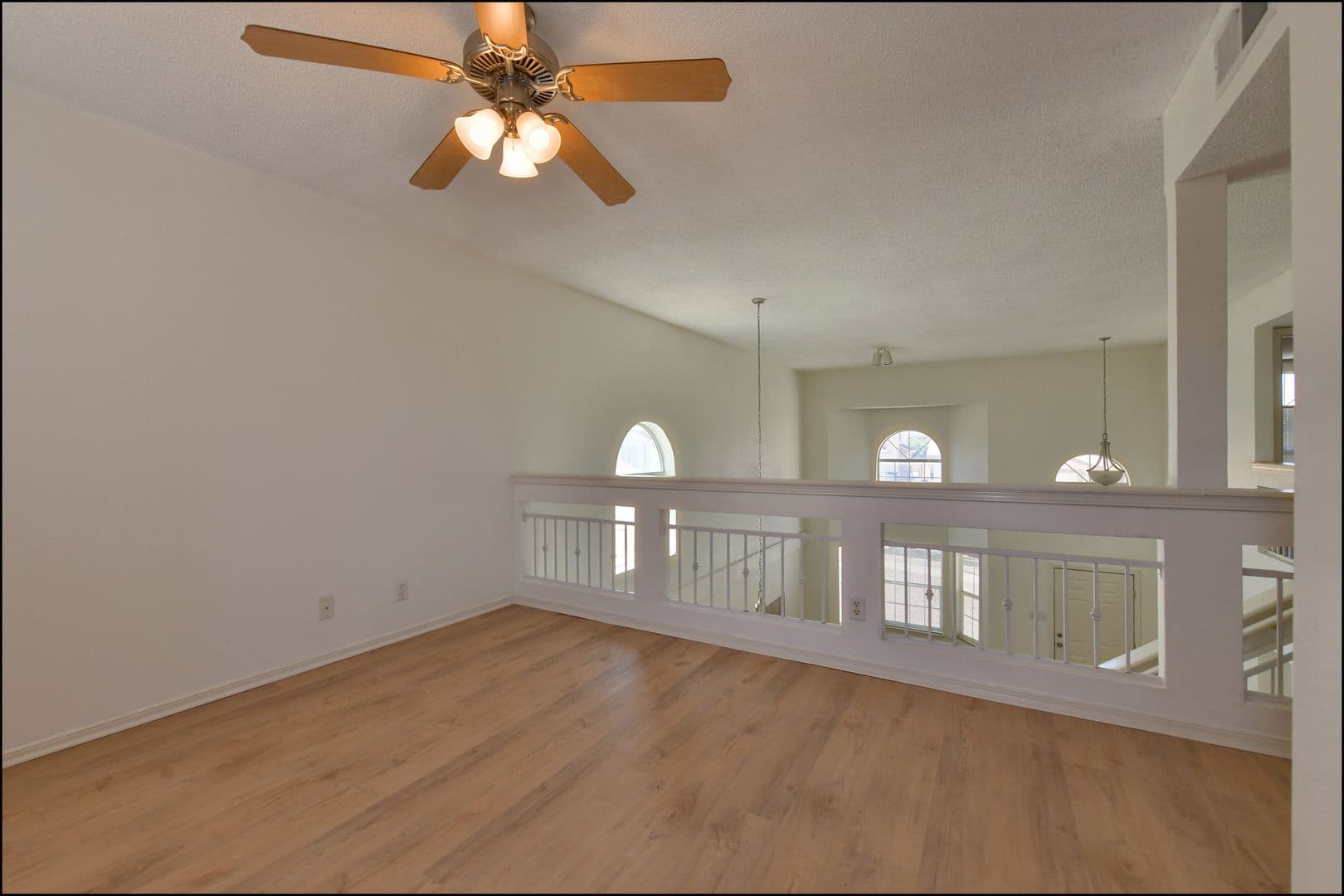 El Paso House: 253 Summerbrooke