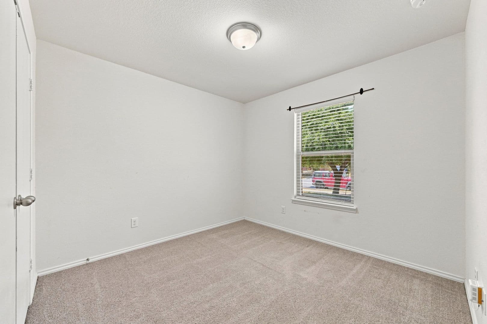 Round Rock House: 1141 Renaissance Trail