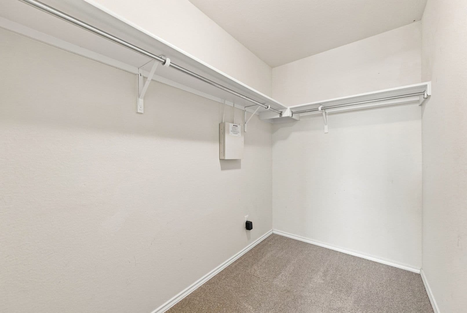 Round Rock House: 1141 Renaissance Trail