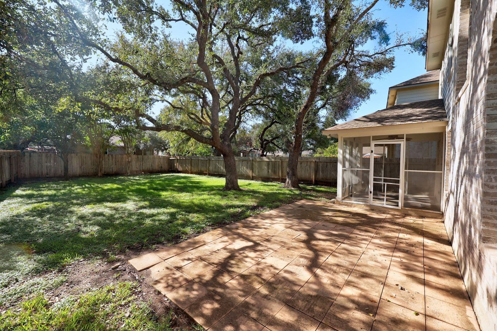 Austin House: 16605 Fowler Mill Cove