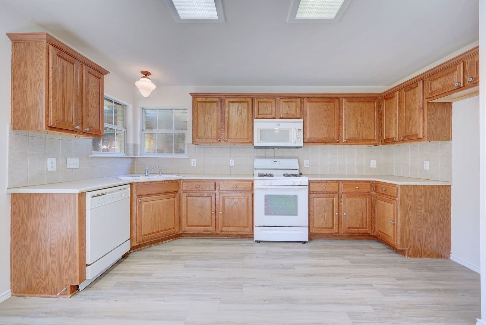 Austin House: 16605 Fowler Mill Cove