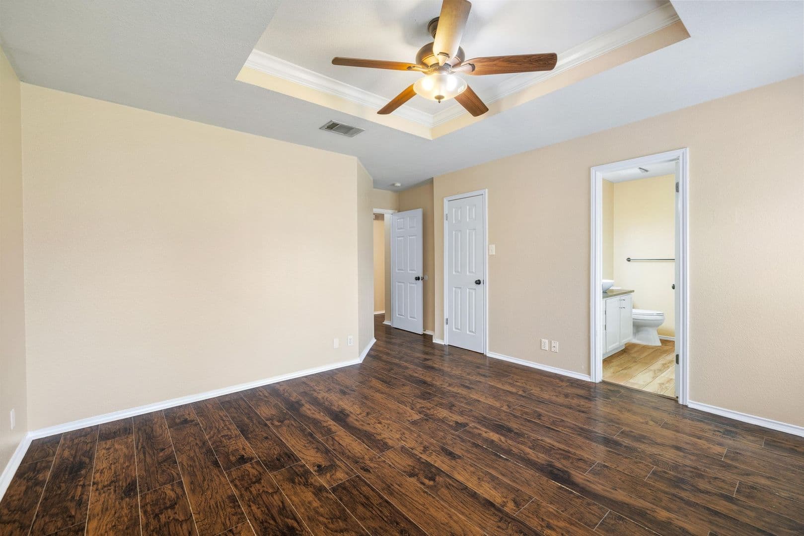 Leander House: 104 Brentwood Dr