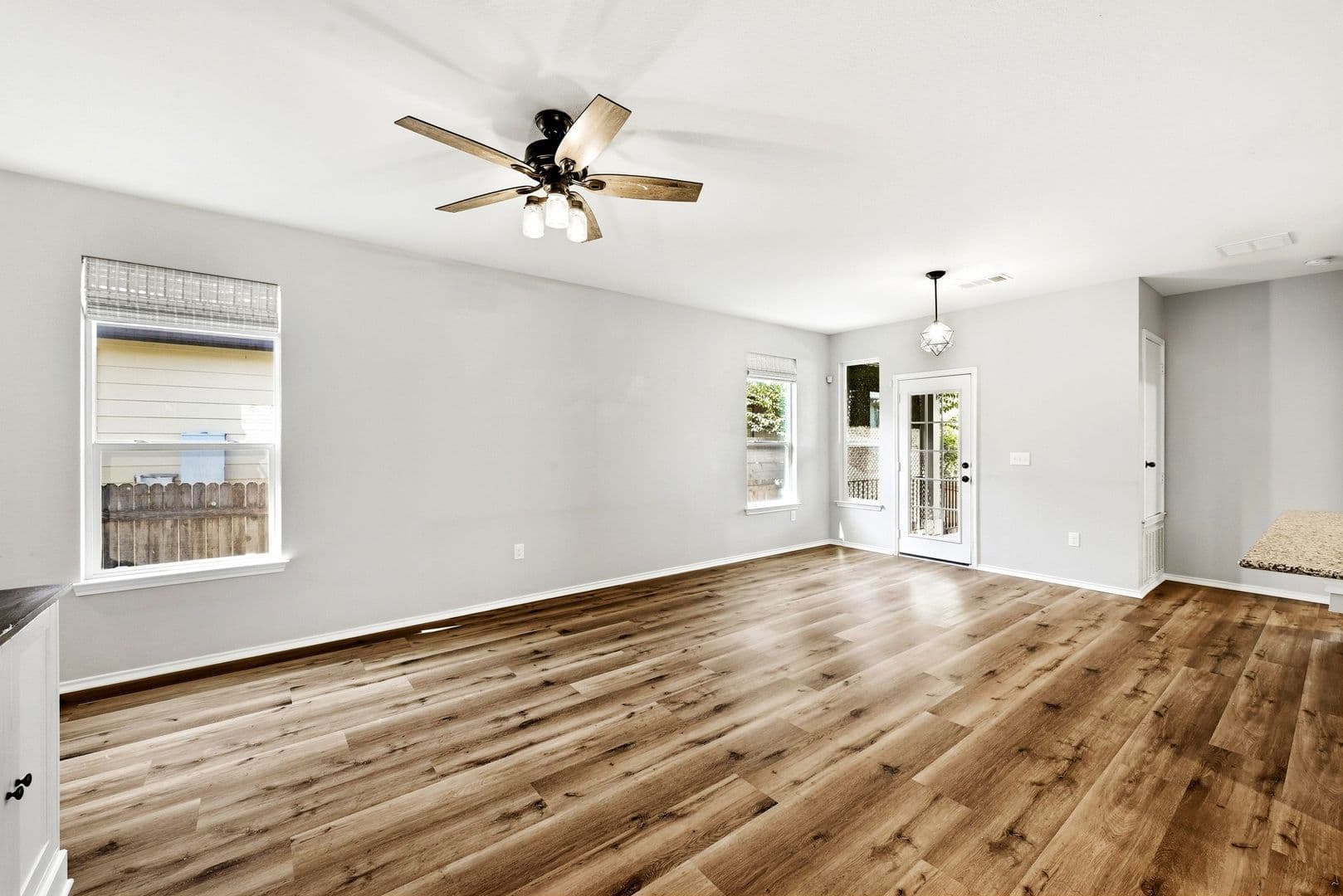 Pflugerville House: 14720 Peregrine Drive