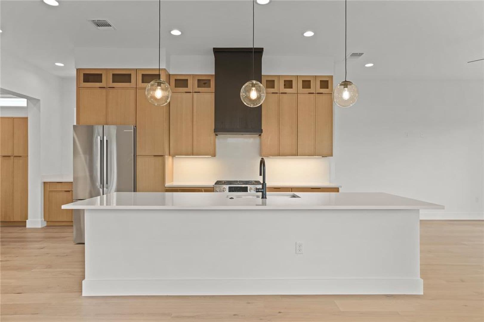 Austin House: 752 Pedernales St