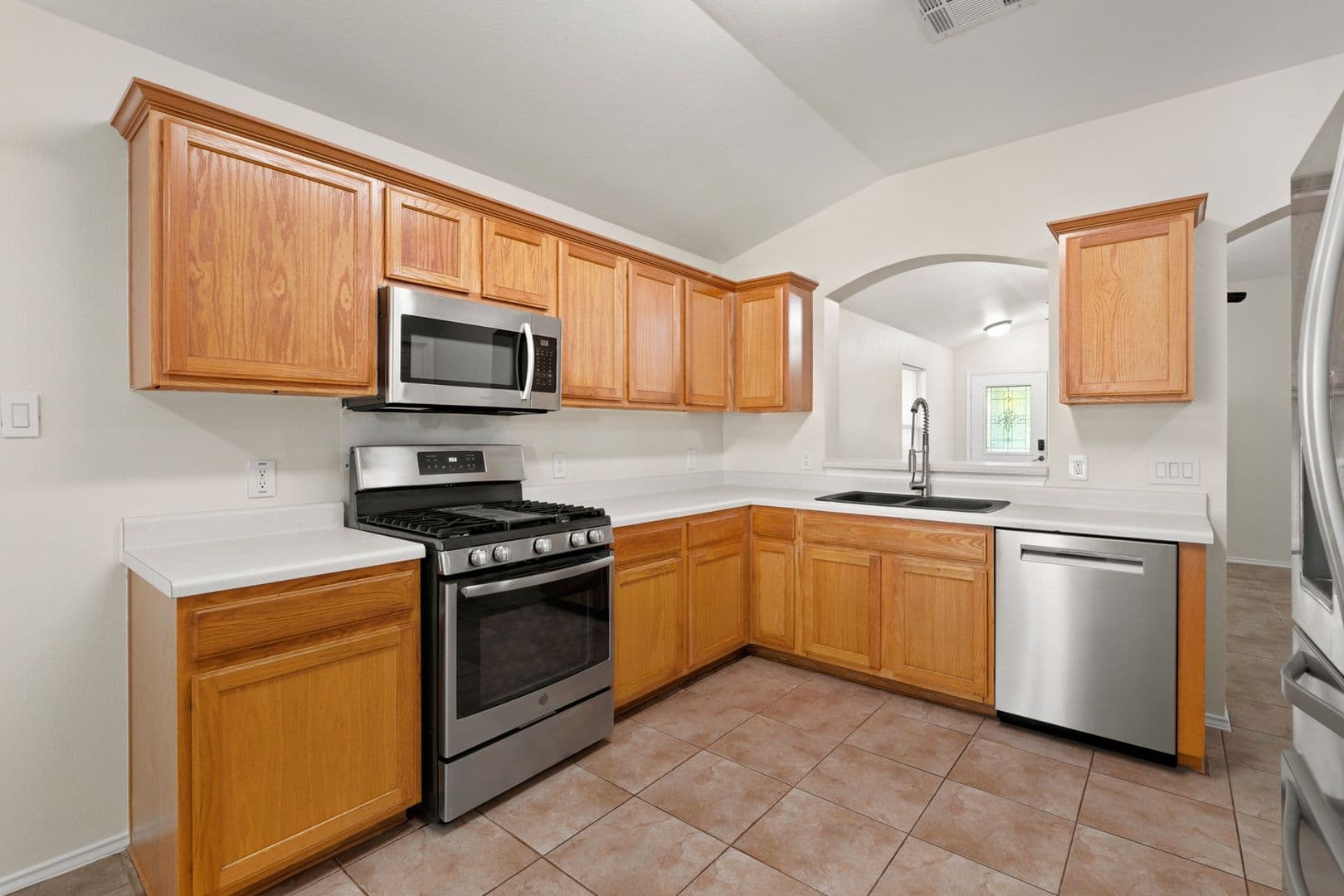Leander House: 2807 Winslow Dr