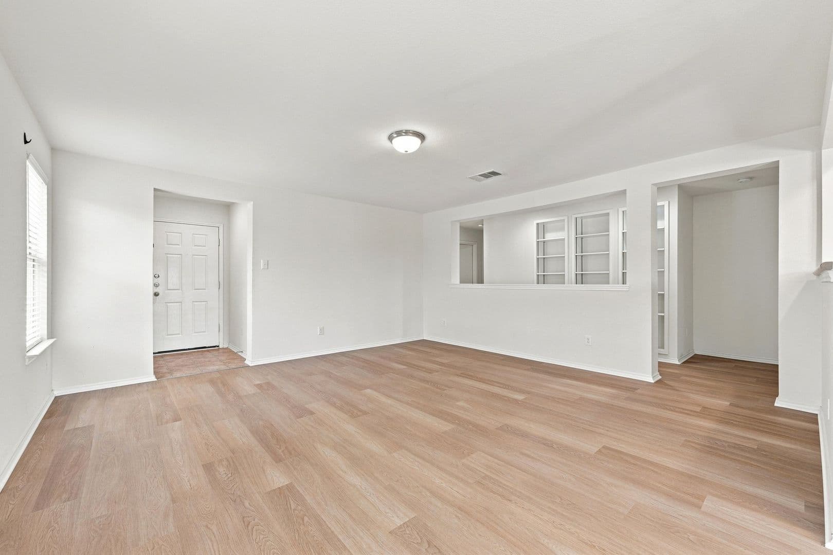 Round Rock House: 1141 Renaissance Trail