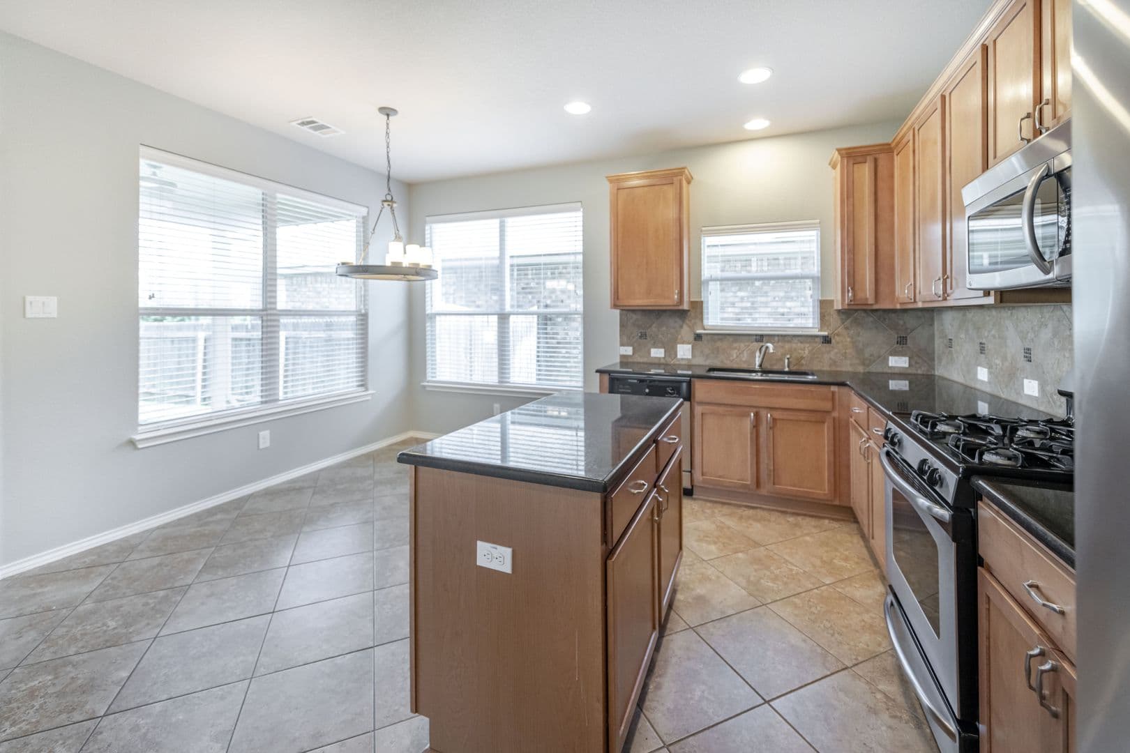 Austin House: 11221 Old Quarry