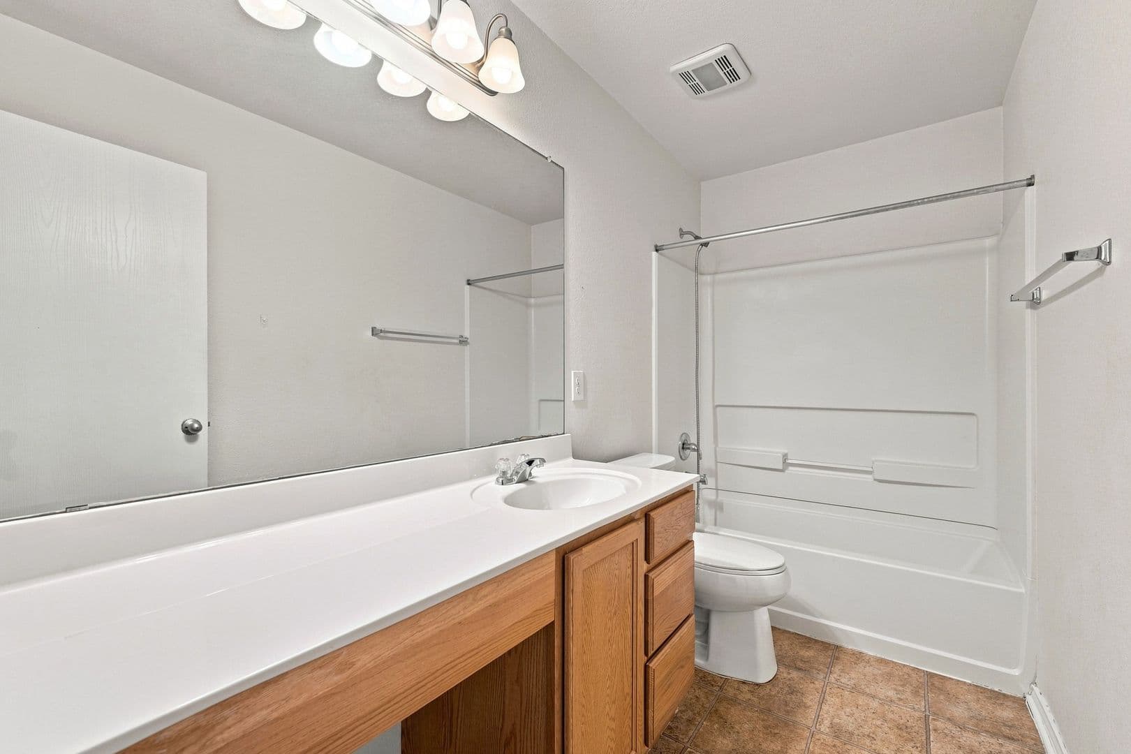 Round Rock House: 1141 Renaissance Trail