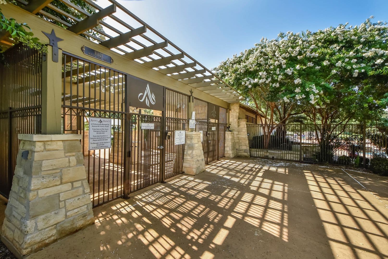 Austin House: 16605 Fowler Mill Cove