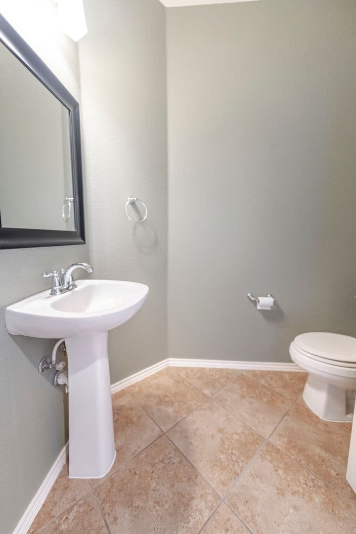 Austin House: 11221 Old Quarry