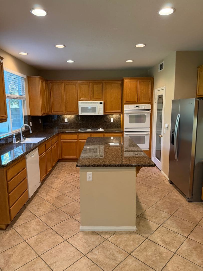 Murrieta House: O26919 Lemon Grass Way