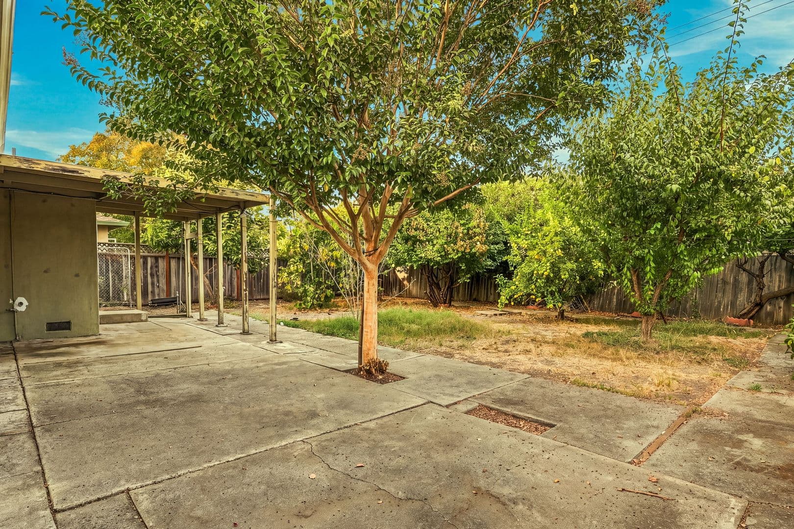 Santa Clara House: 633 Azevedo Ct.