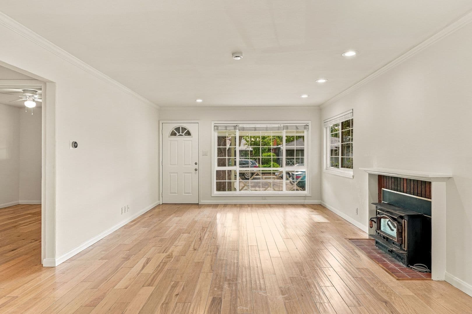 Santa Clara House: 633 Azevedo Ct.