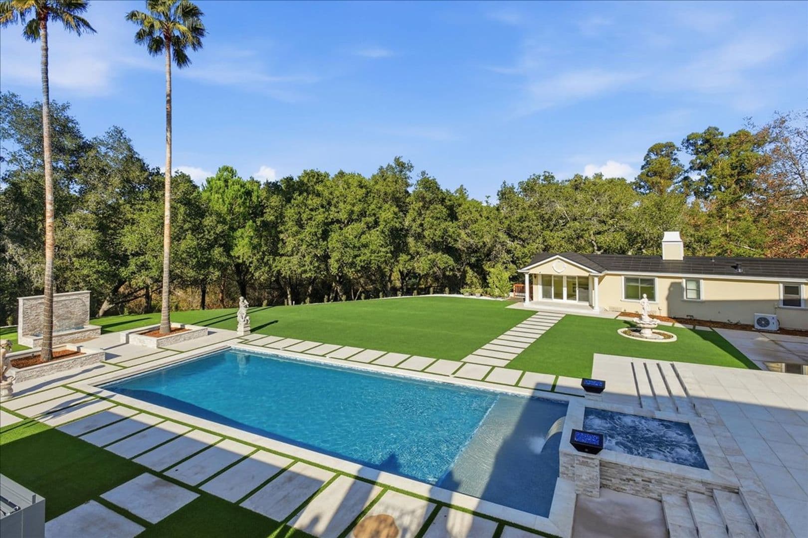 Los Gatos House: 18911 Decatur Road