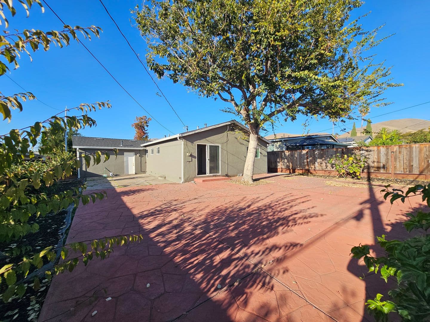 Milpitas House: 1864 Edsel Drive