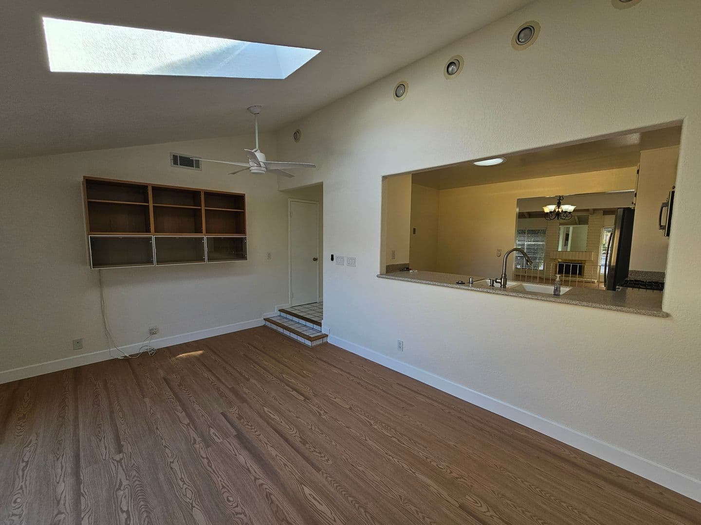 Fremont House: 503 Rock Avenue