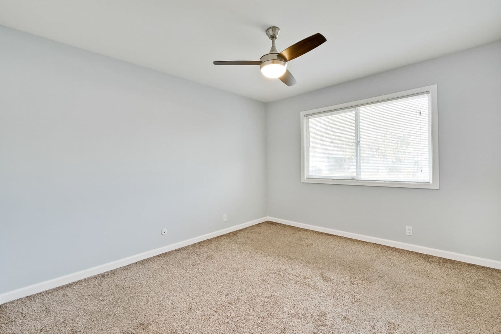 Dublin House: 7530 Kilrush Ave