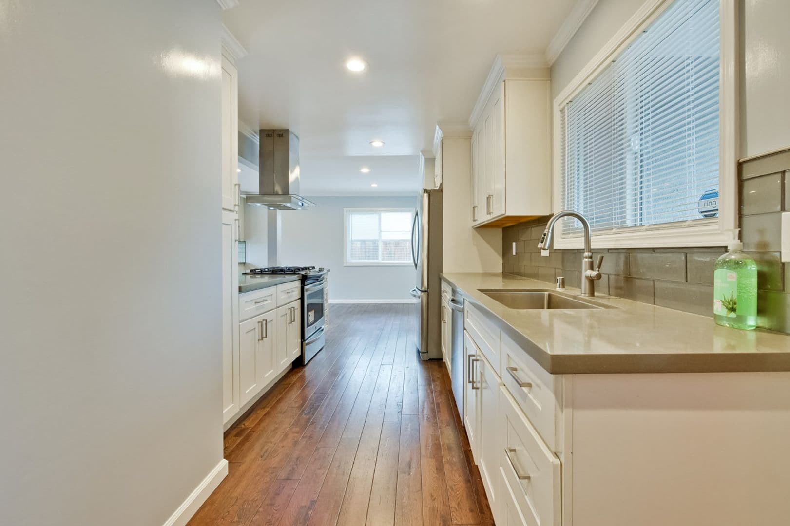 Dublin House: 7530 Kilrush Ave