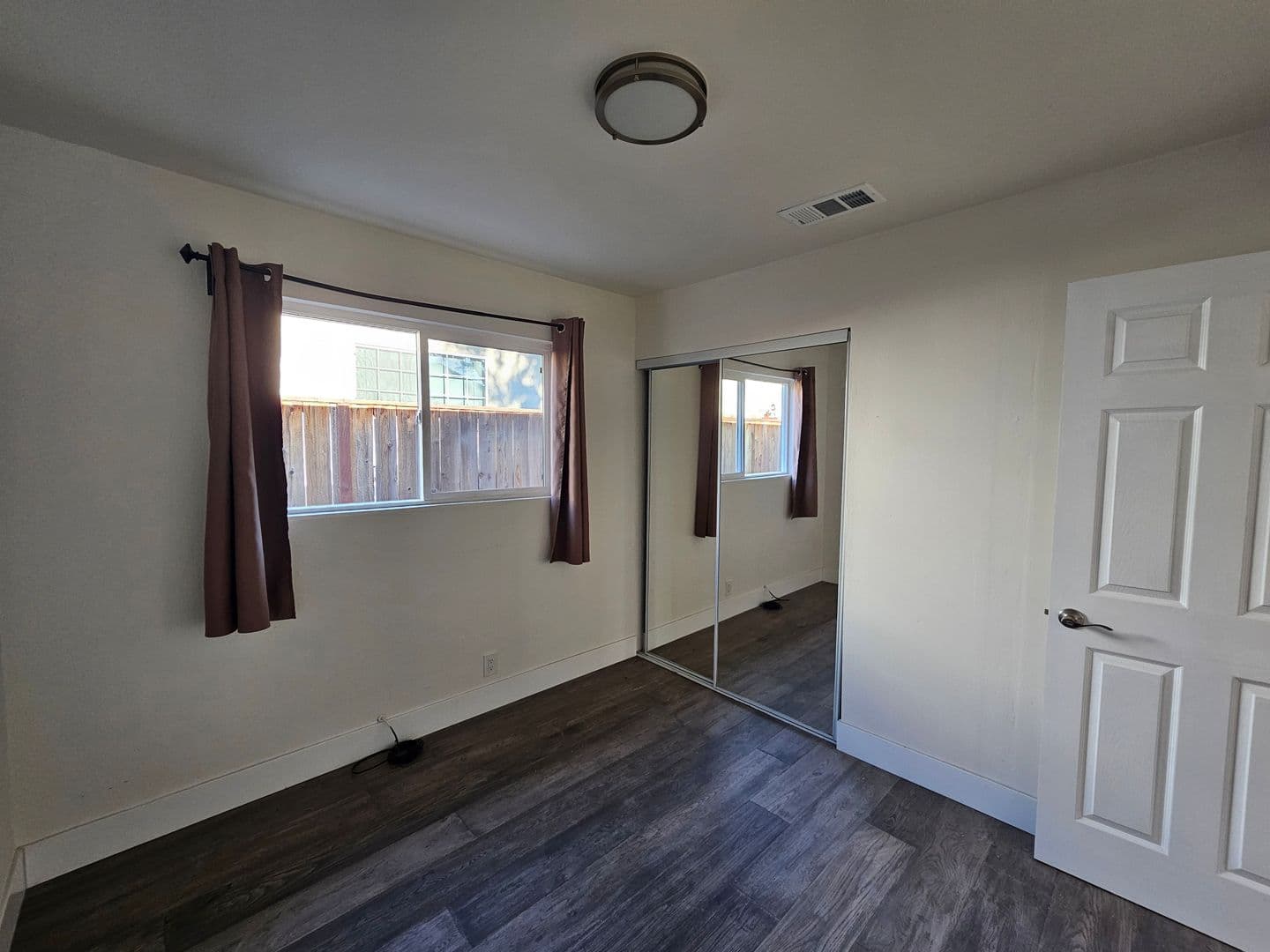 Milpitas House: 1864 Edsel Drive