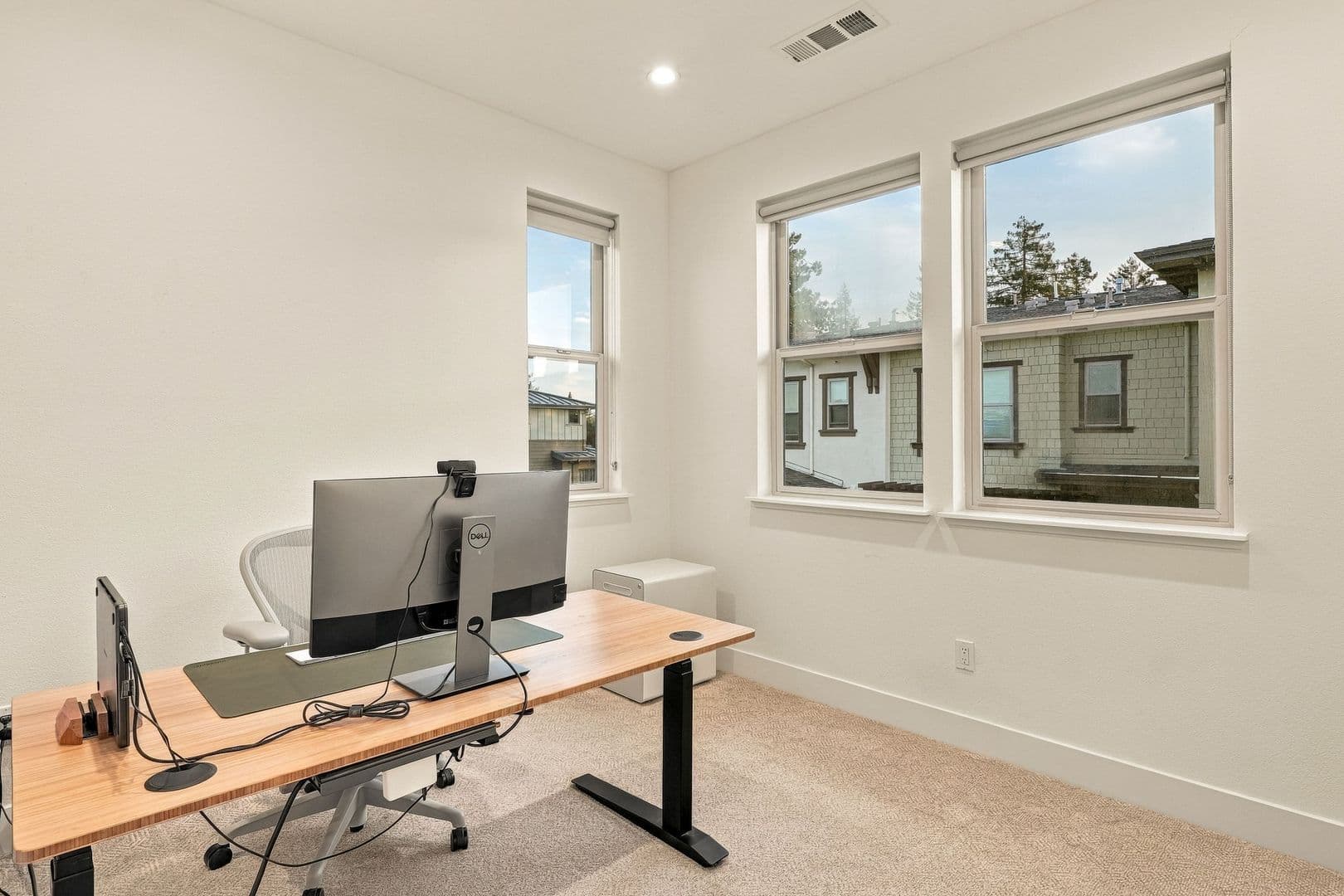 Mountain View Townhome: 308 Marquetta Cir