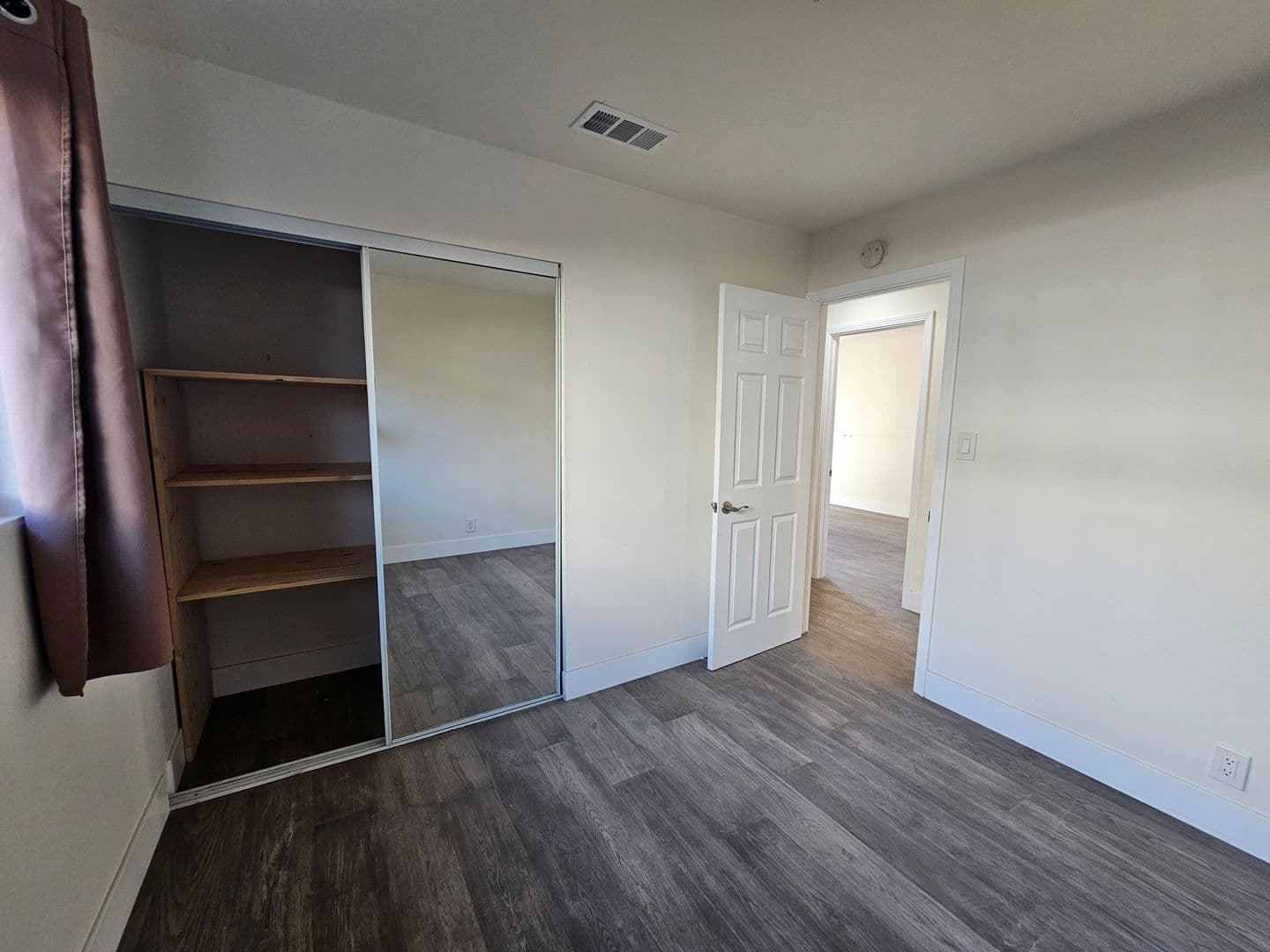 Milpitas House: 1864 Edsel Drive