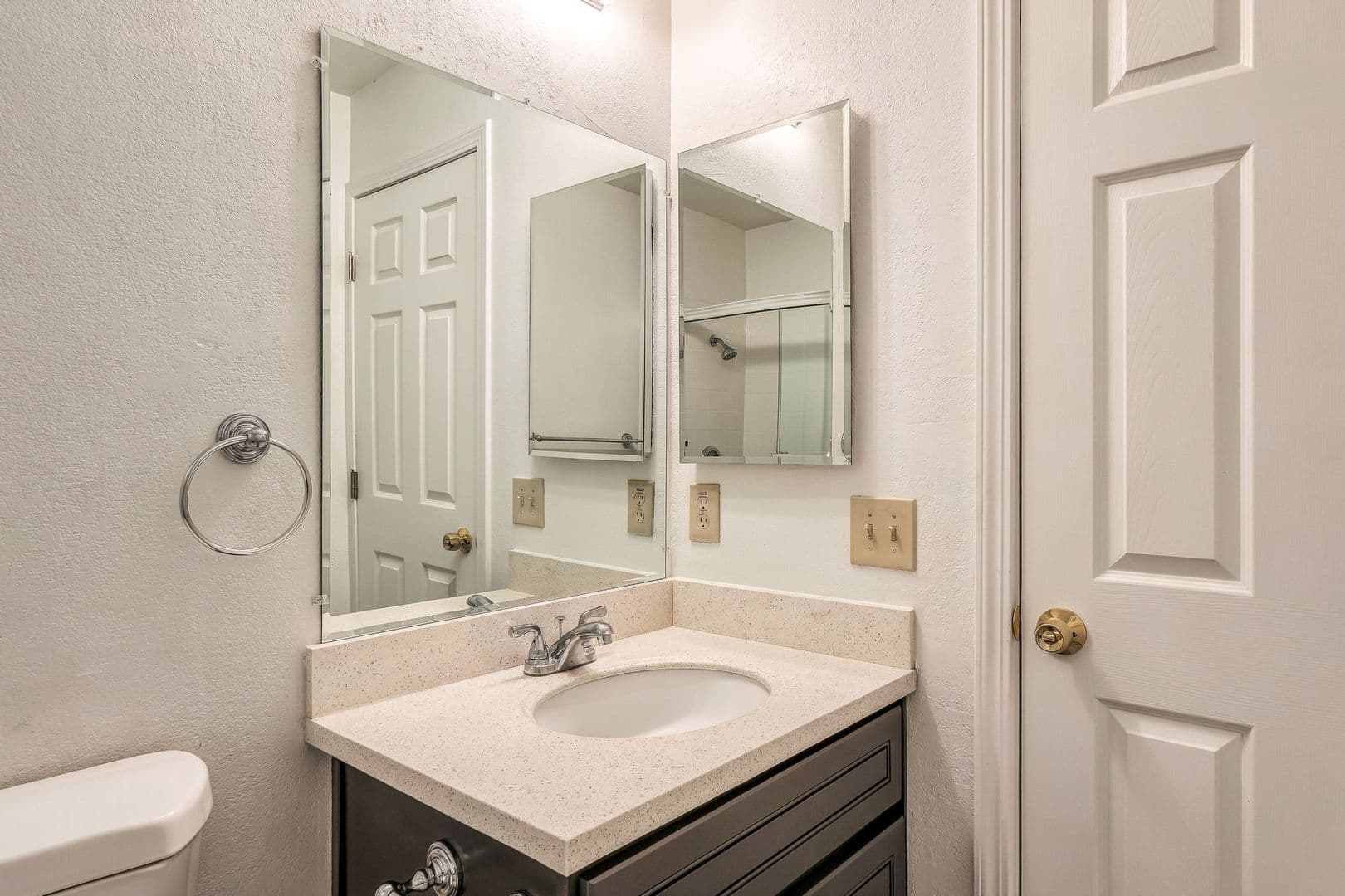 San Jose Townhome: 2260 Freya Dr.
