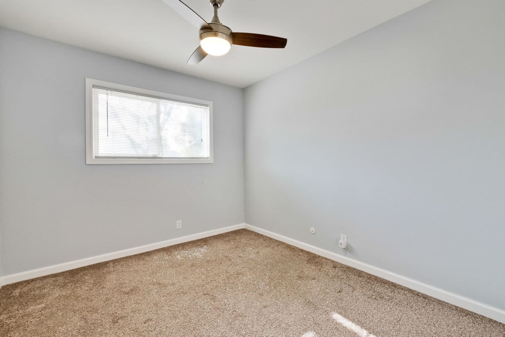 Dublin House: 7530 Kilrush Ave