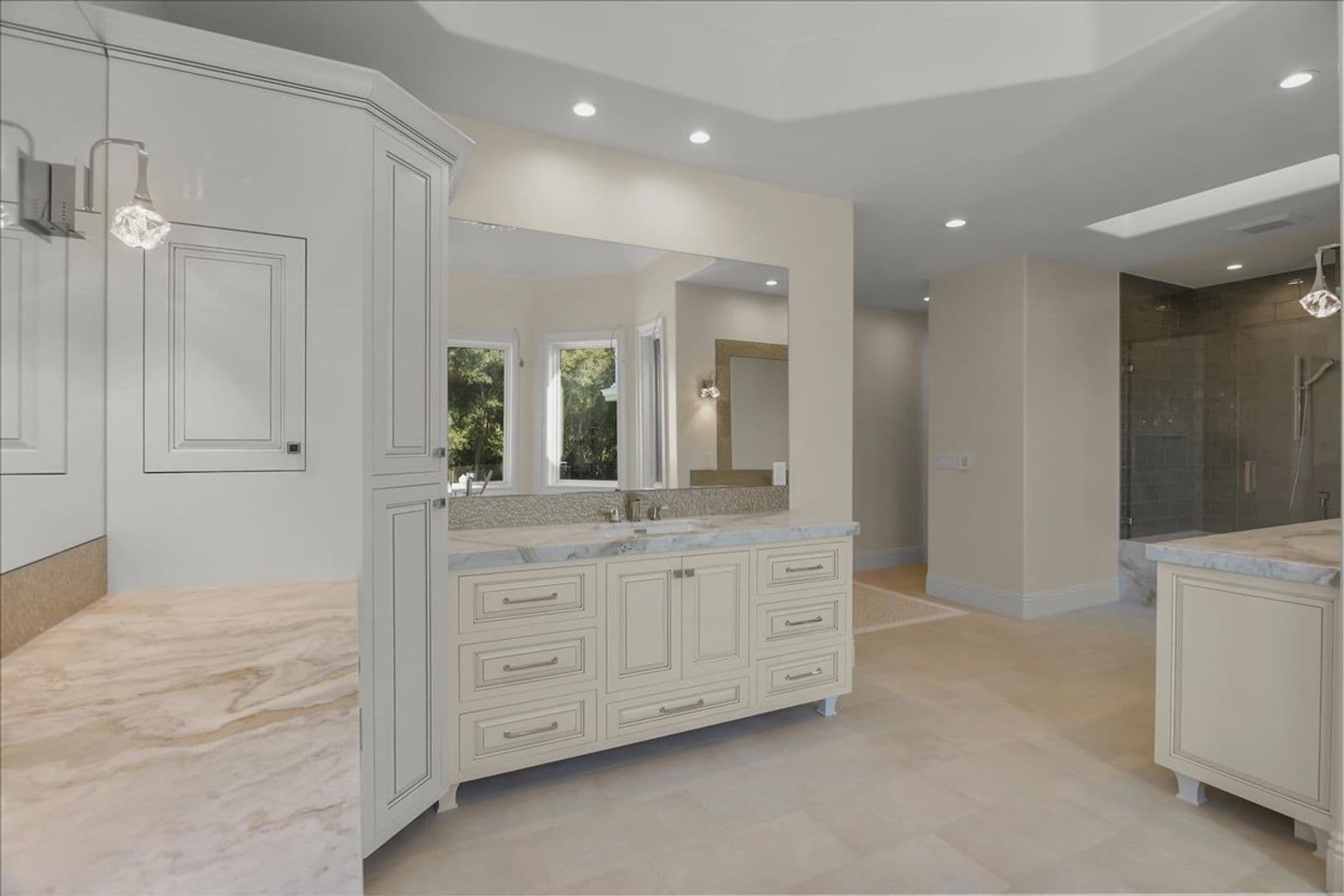 Los Gatos House: 18911 Decatur Road