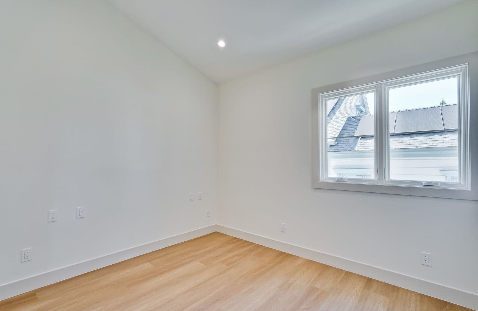 Redwood City House: 505 Beech Street