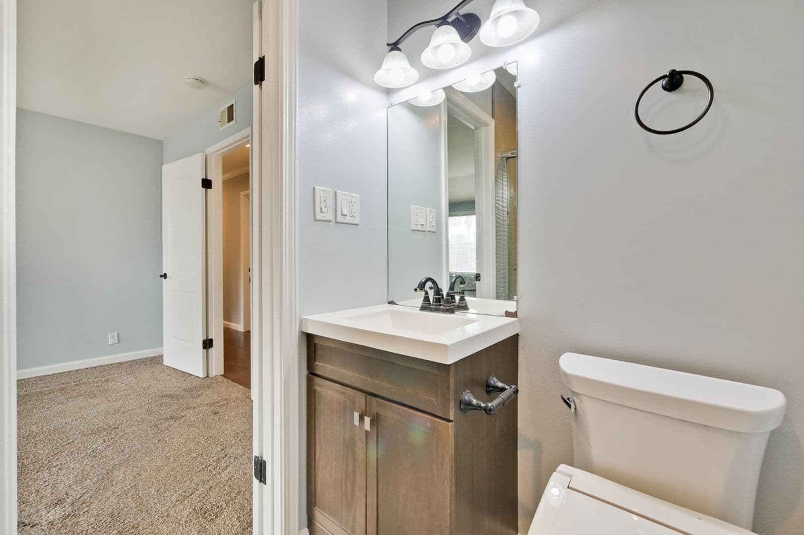 Dublin House: 7530 Kilrush Ave