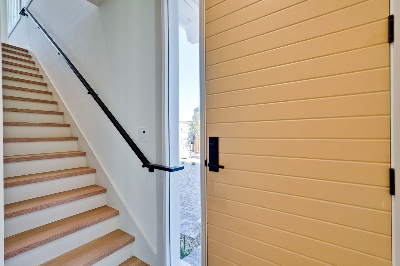 Redwood City House: 505 Beech Street
