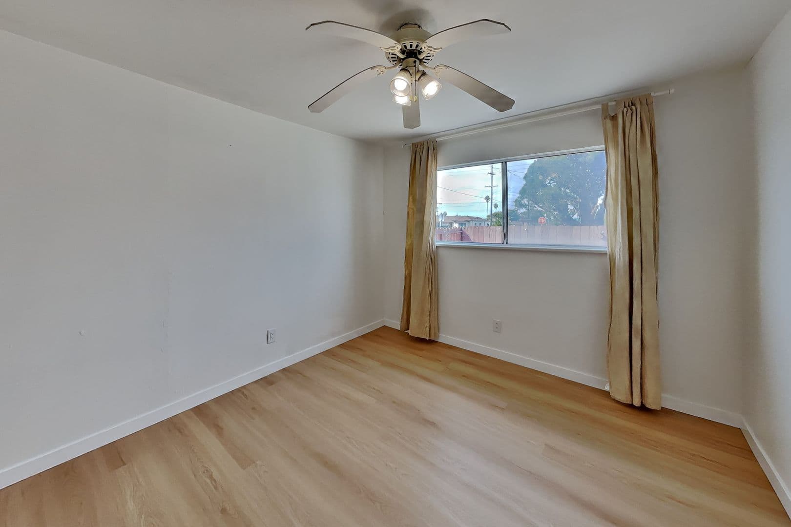 Richmond House: 369 S 20th Street