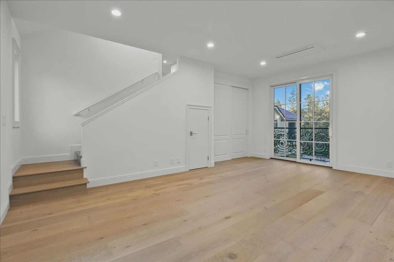 Los Gatos House: 18911 Decatur Road