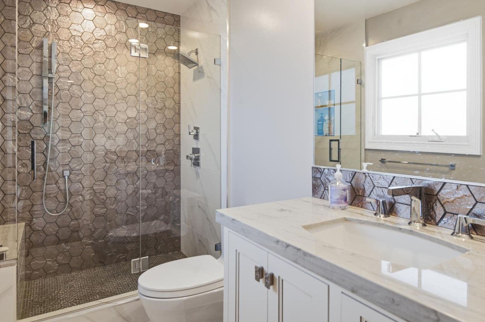 Monte Sereno House: 15943 Viewfield Road