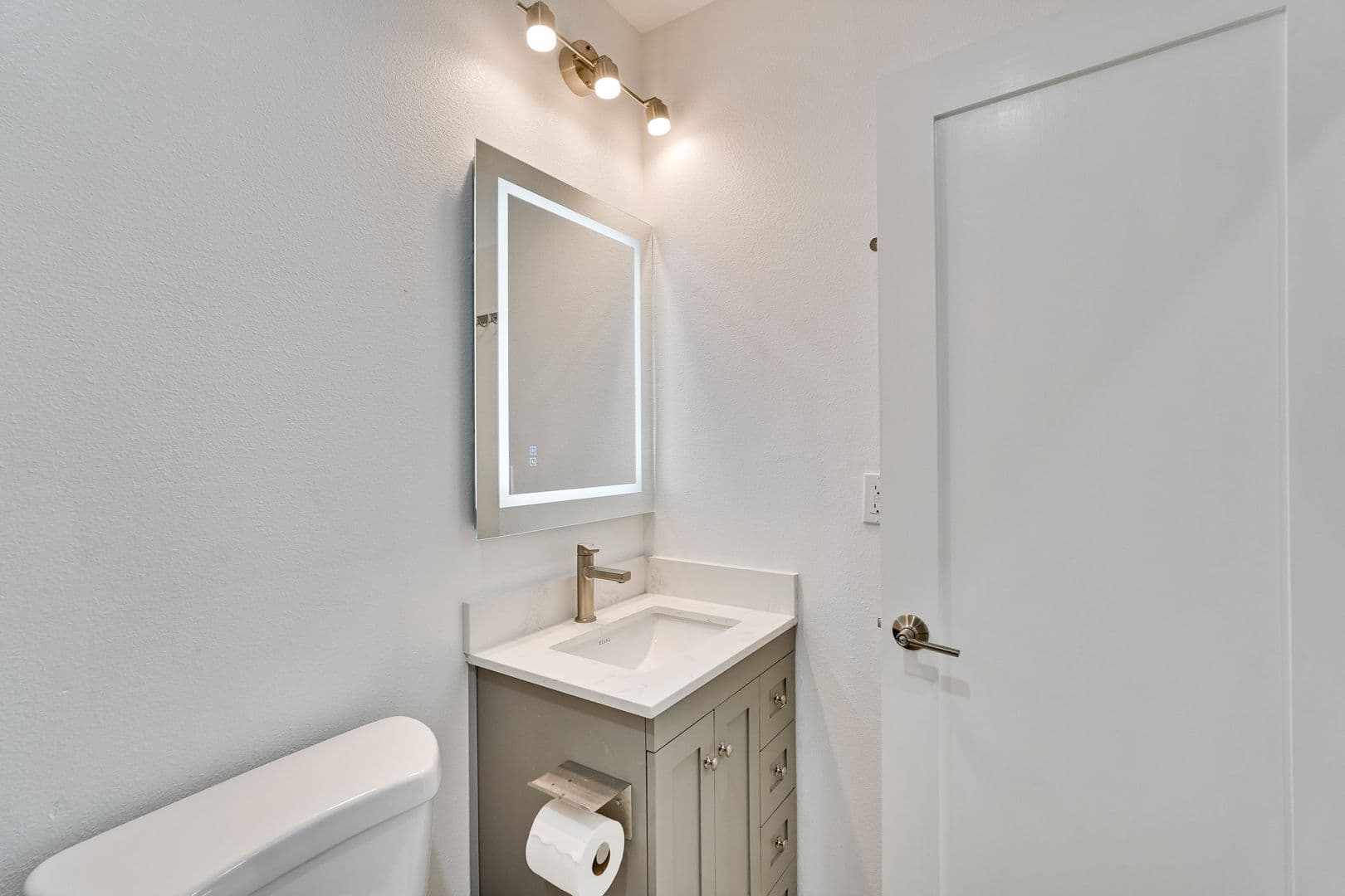 San Jose Apartment: 3505 Dahill Court