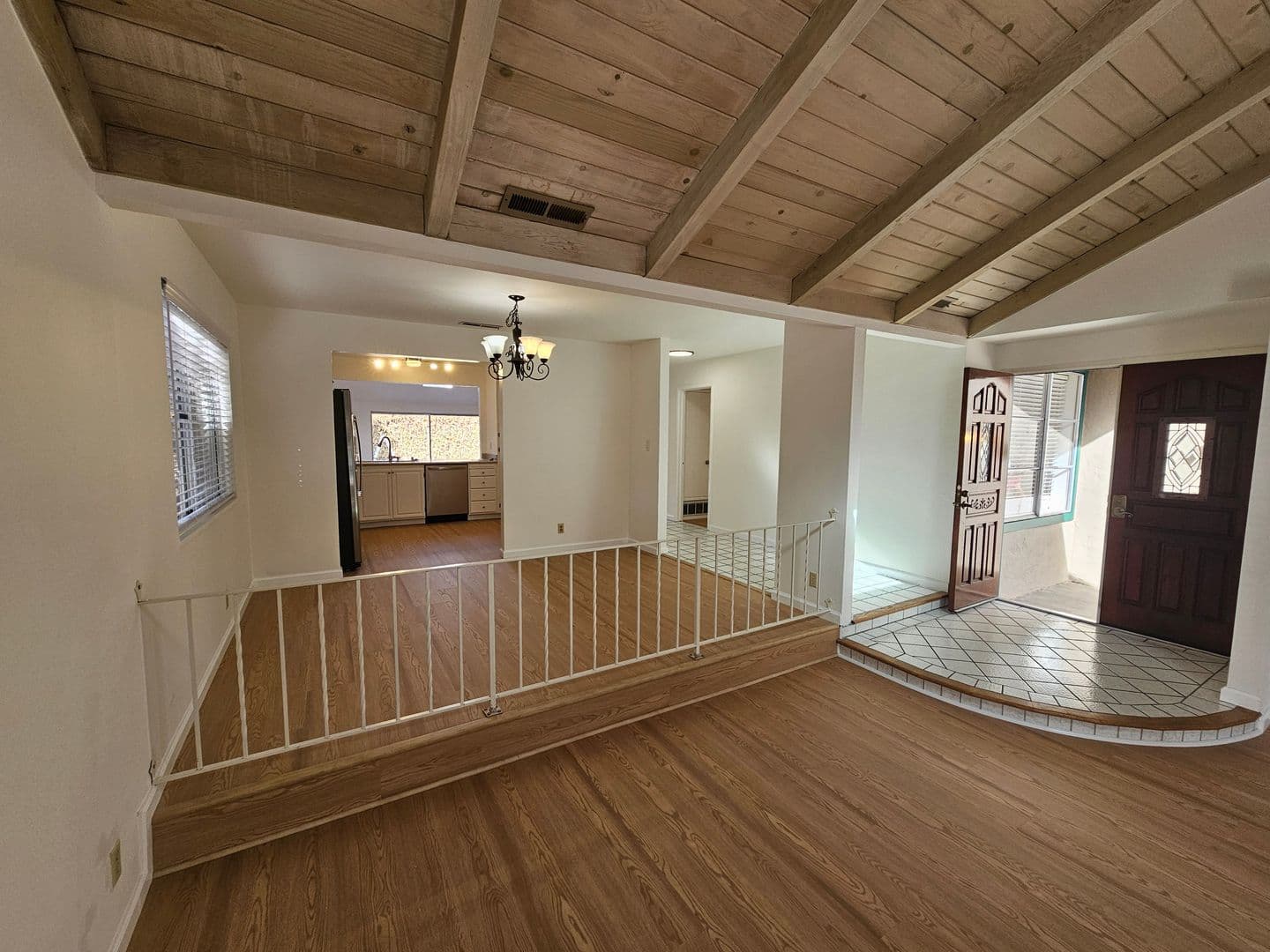 Fremont House: 503 Rock Avenue