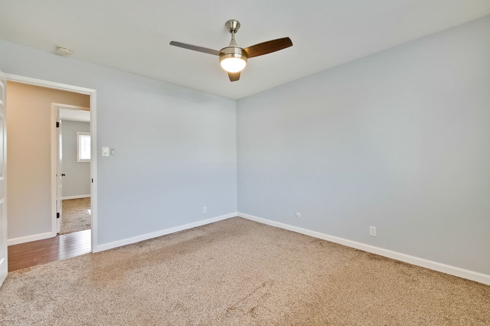 Dublin House: 7530 Kilrush Ave
