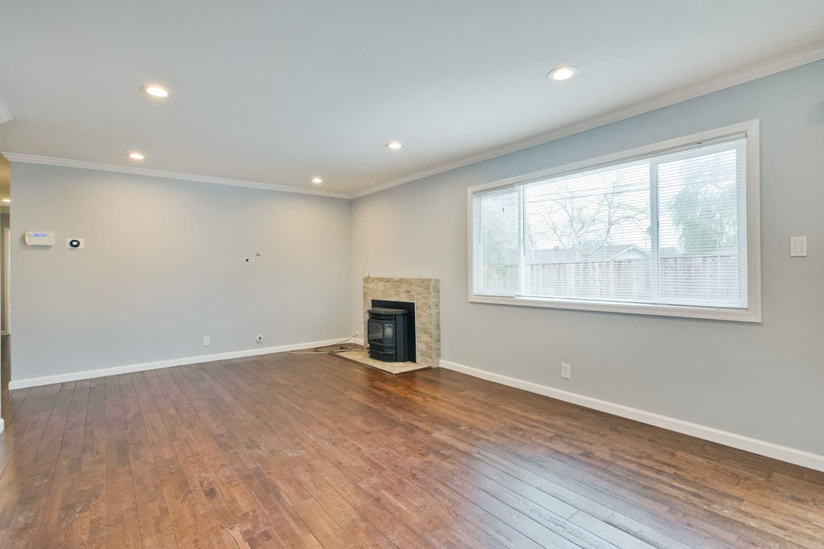 Dublin House: 7530 Kilrush Ave