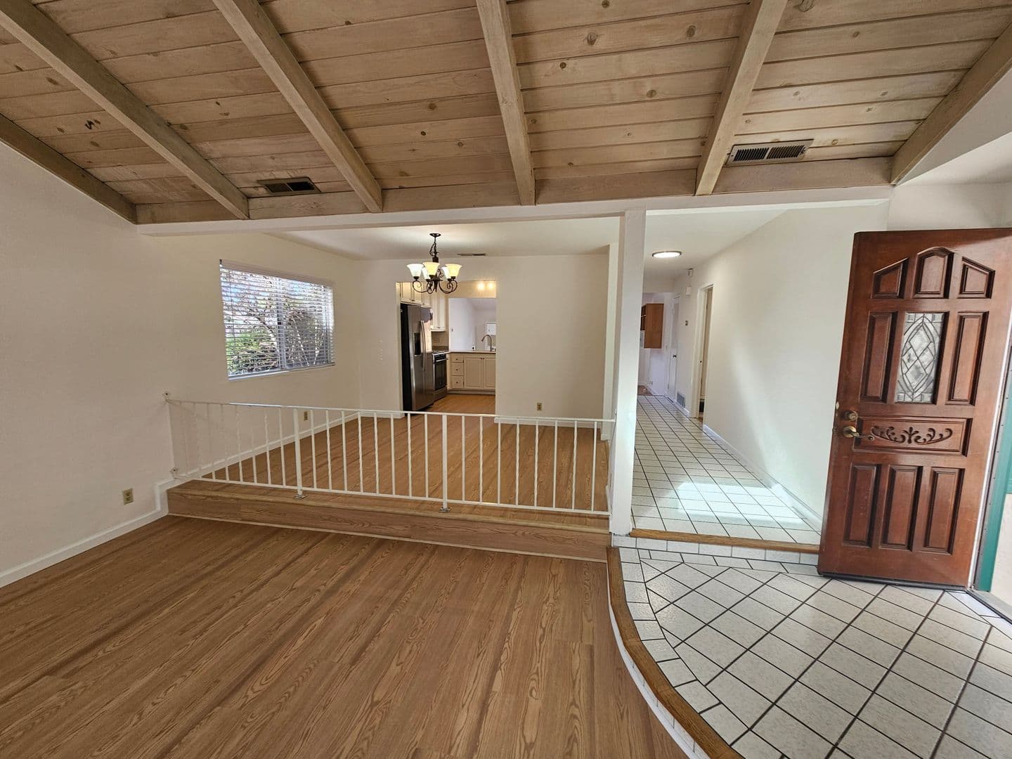 Fremont House: 503 Rock Avenue