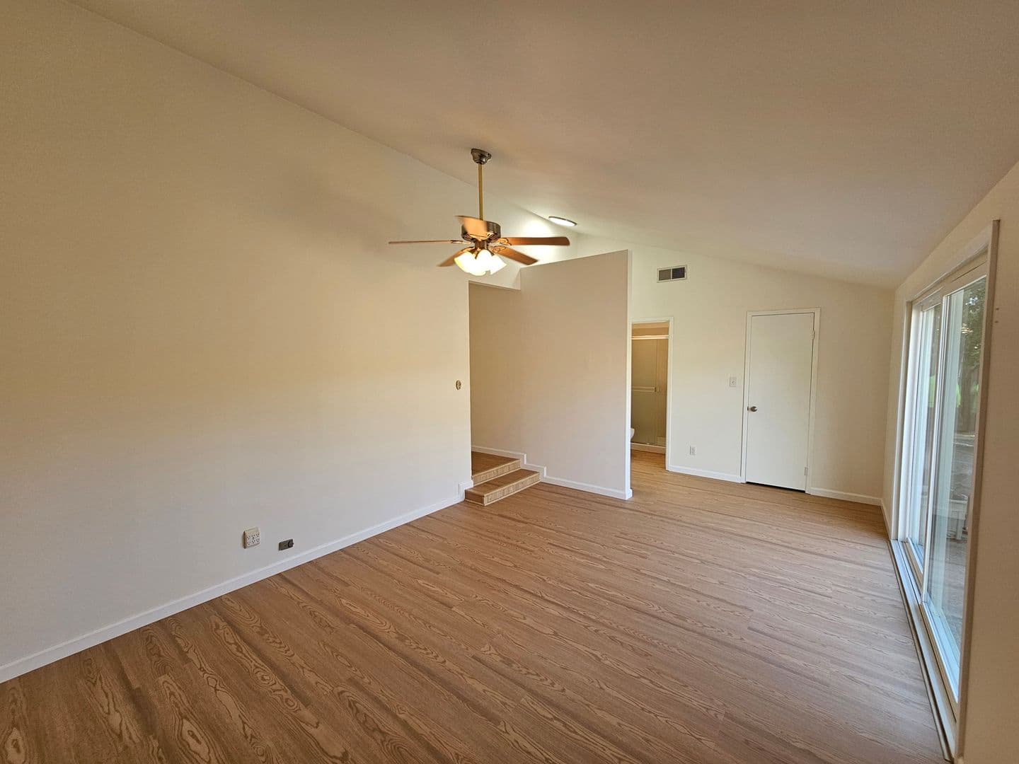 Fremont House: 503 Rock Avenue