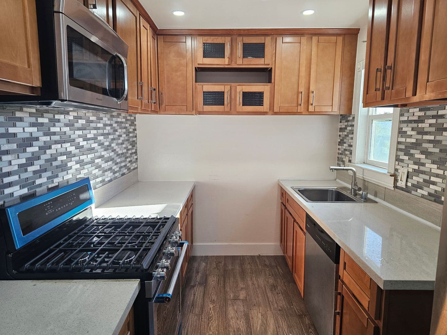 Milpitas House: 1864 Edsel Drive