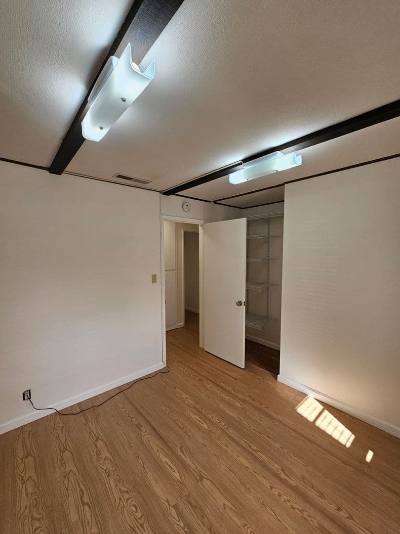 Fremont House: 503 Rock Avenue